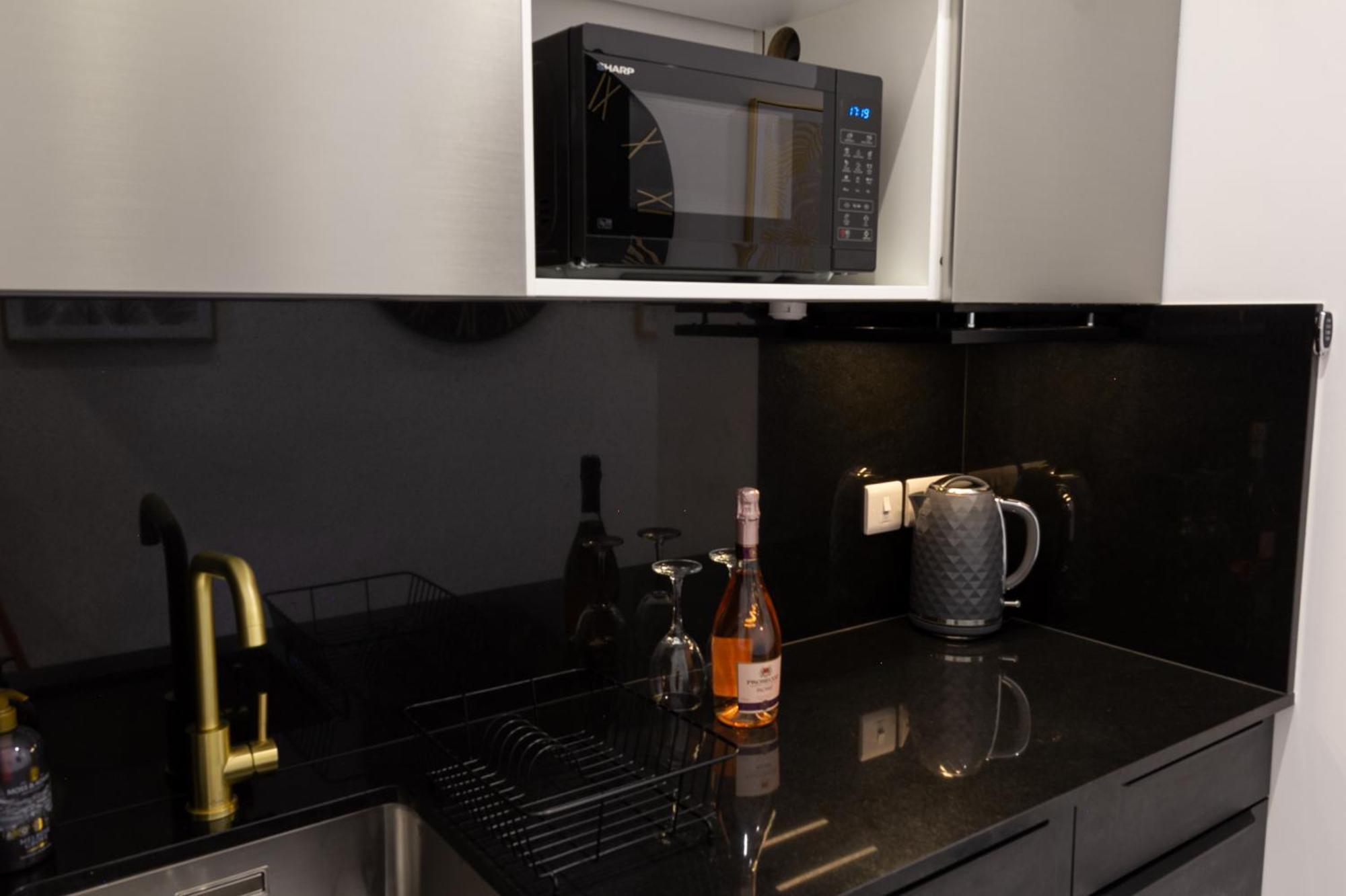 The Lanes Luxury - Rose Platinum * Hove