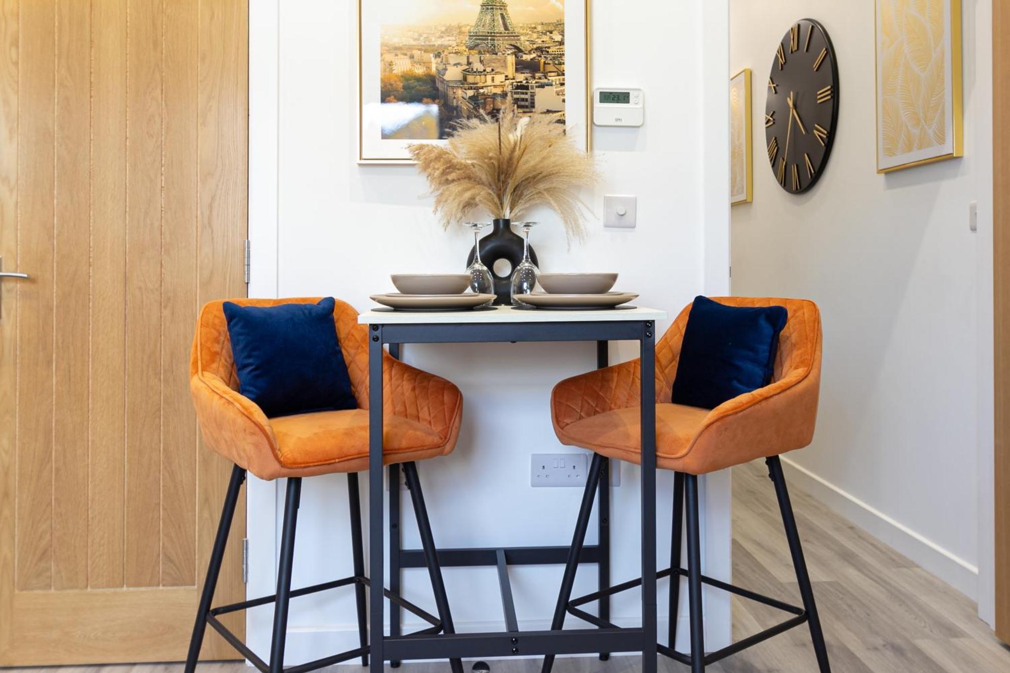 The Lanes Luxury - Rose Platinum Hove