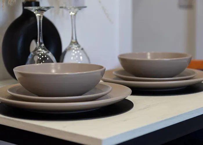 The Lanes Luxury - Rose Platinum Properties