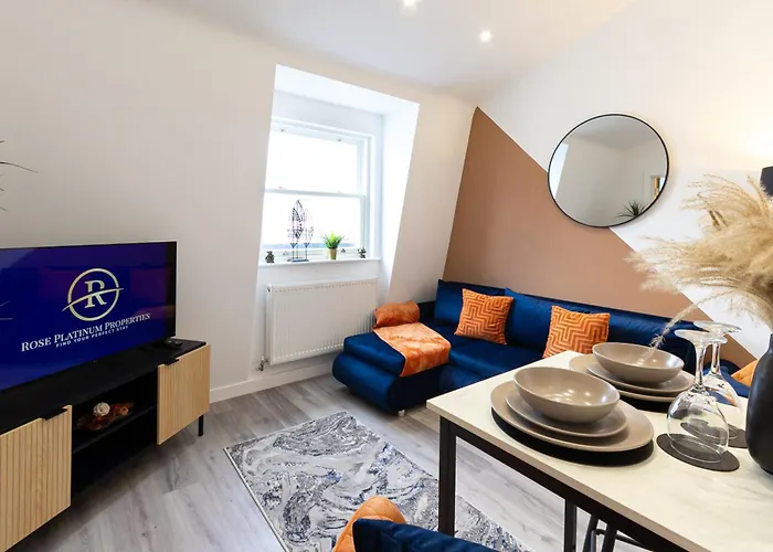 The Lanes Luxury - Rose Platinum Properties